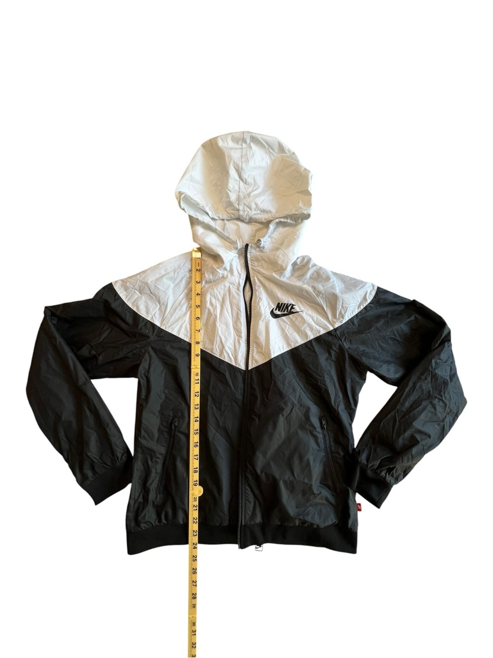 Nike Women's Sportswear Windrunner Jacket in Black and White Size Medium - Picture 8 of 11